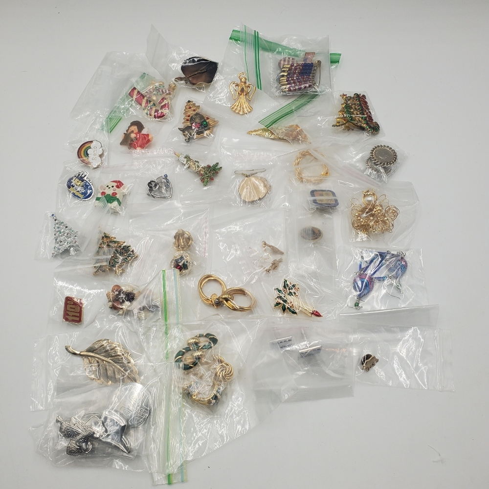 Mix a bundle of pin/Brooch earrings